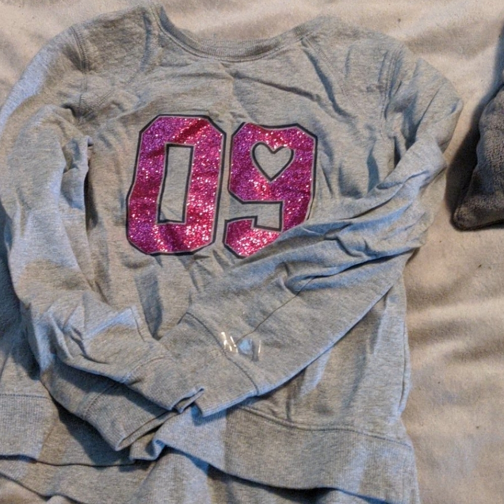 Sweat shirt